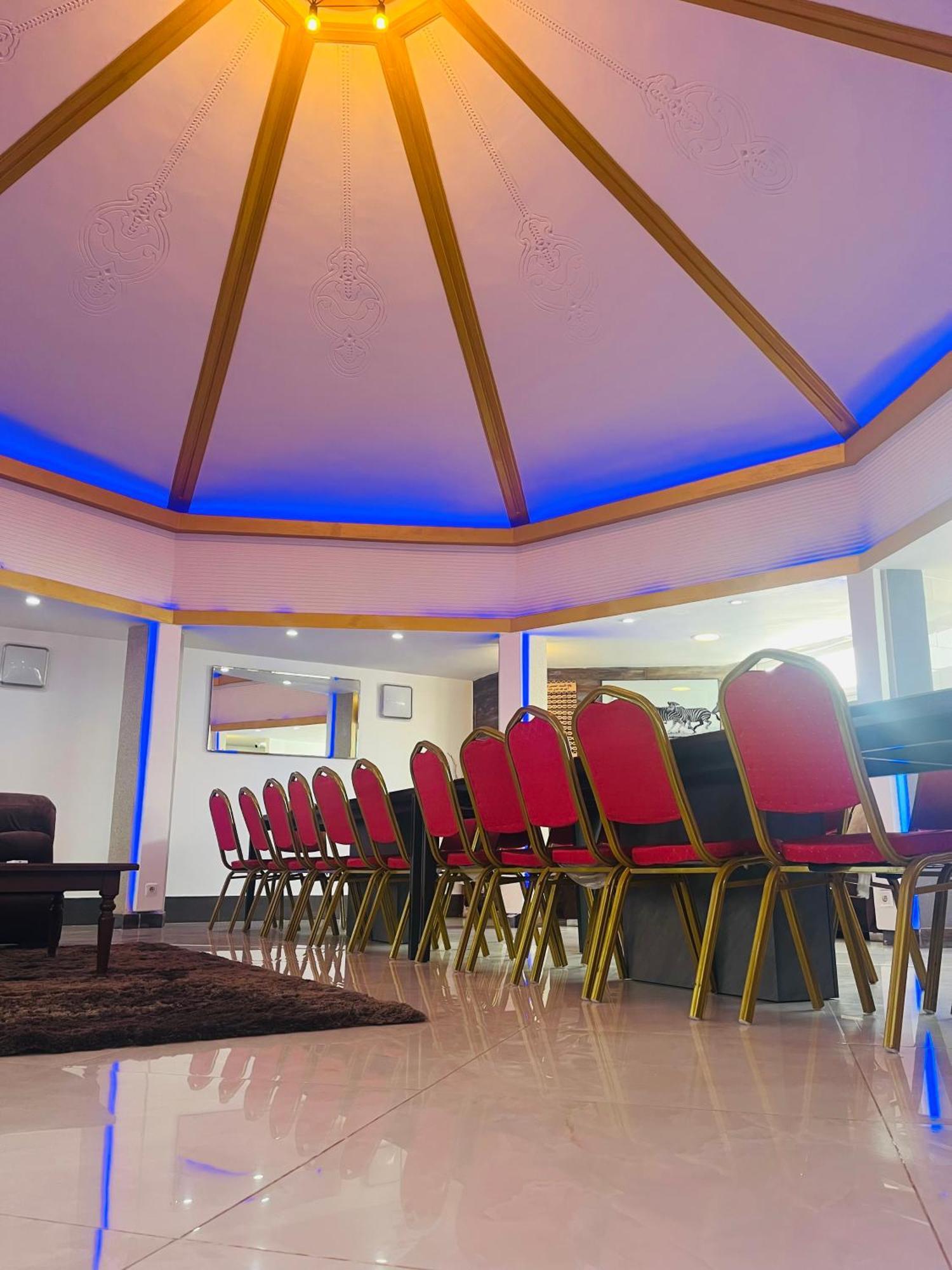 Hotel Darou Khoudoss Dakar Exterior foto