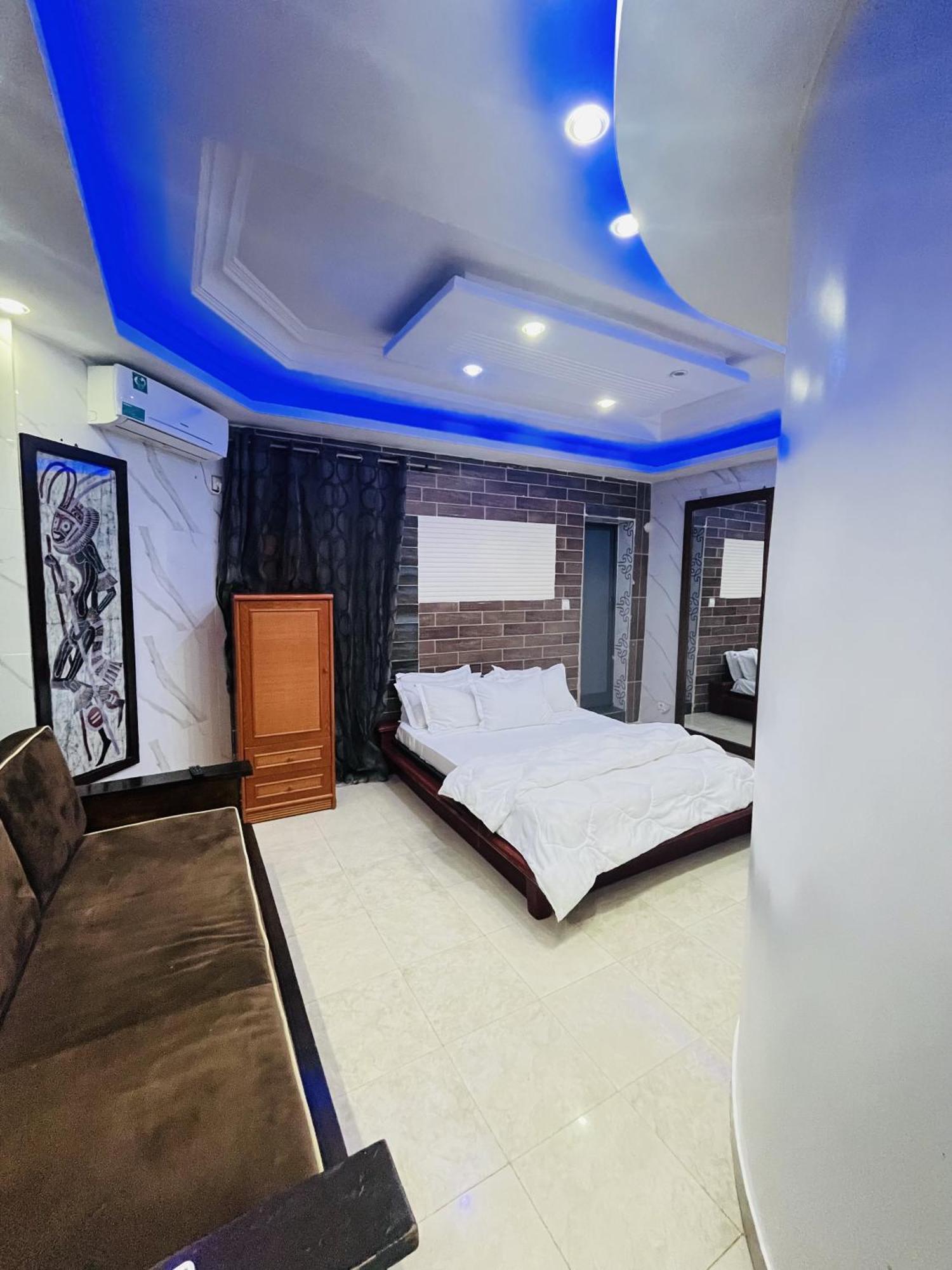 Hotel Darou Khoudoss Dakar Exterior foto