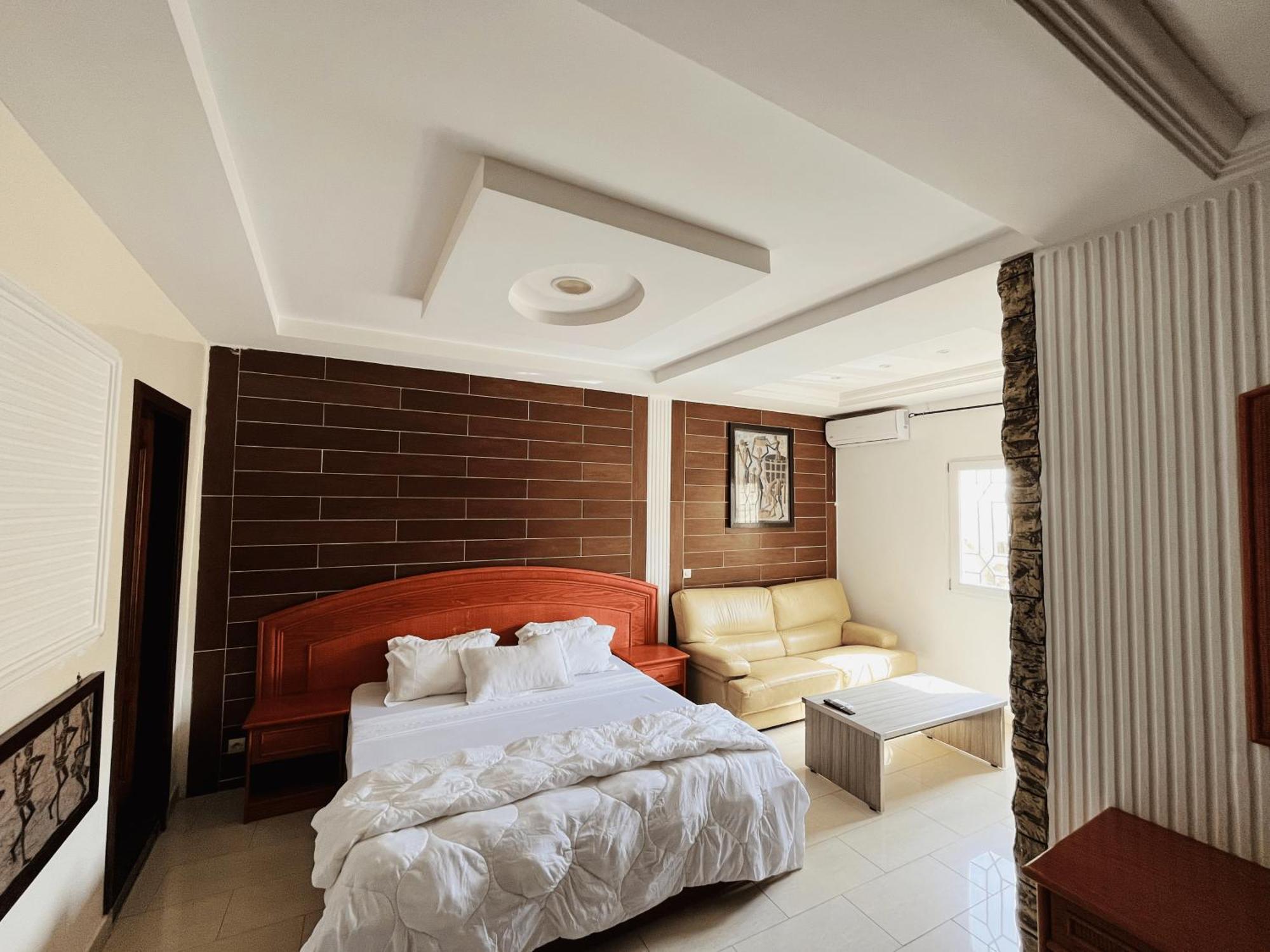 Hotel Darou Khoudoss Dakar Exterior foto